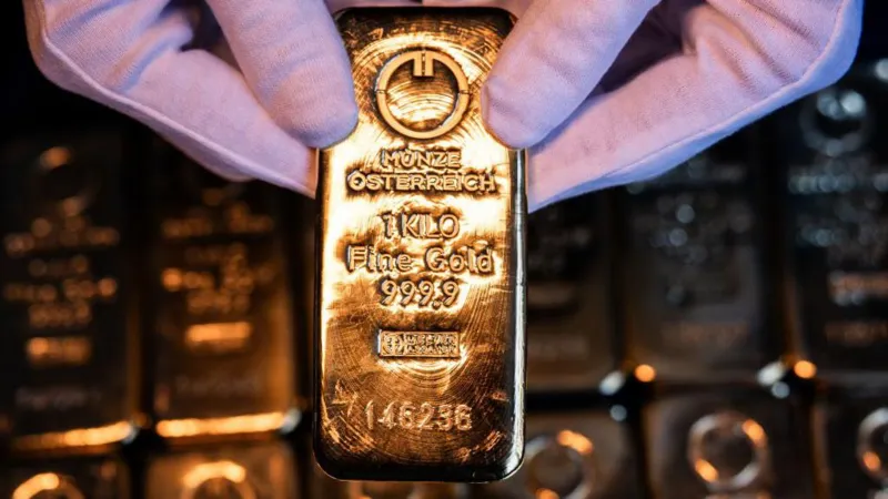 gold-silver-record-highs-investor-safety